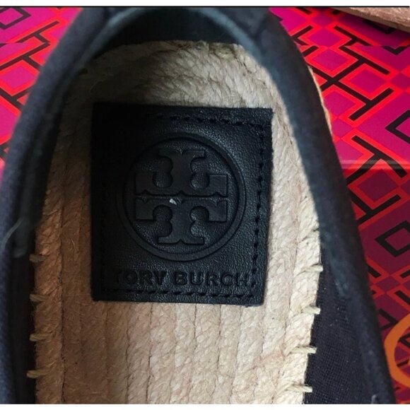 TORY BURCH Ines Embellished Logo Espadrille Flats Navy Canvas Size 5.5 NIB - Picture 9 of 11